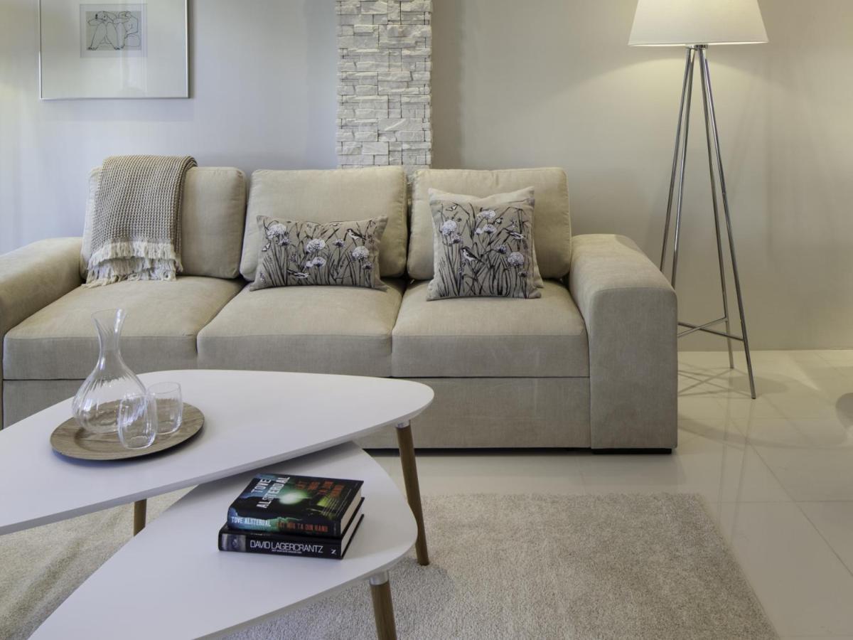 Modern 1 Bedroom Apartment, With Sea Views, In Andalucia Del Mar - Puerto Banus